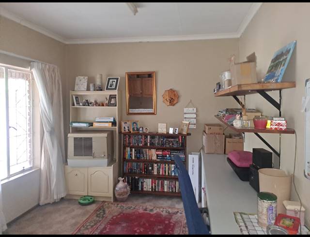 15 BEDROOM HOUSE FOR SALE IN OOS EINDE